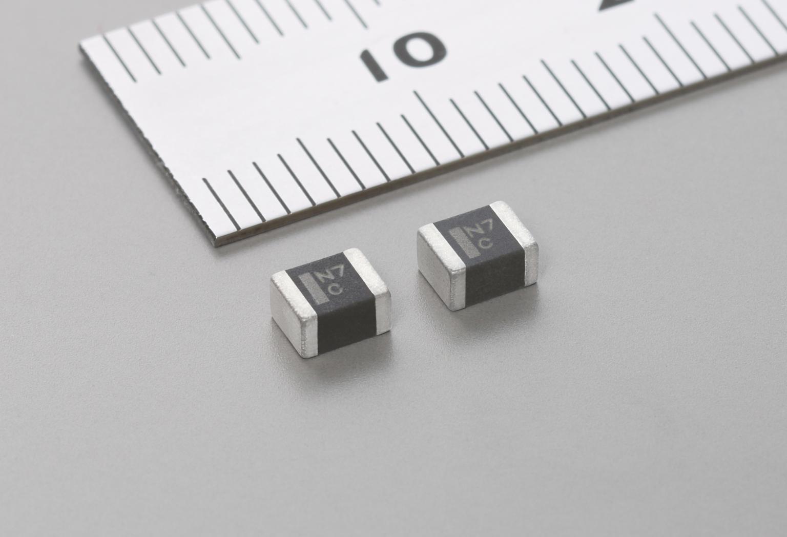 Polymer aluminium capacitor for mobile devices is first in B case size