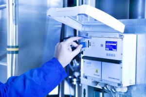 0556686001221836058__Burkert