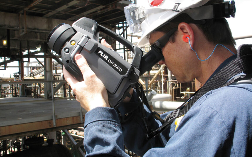 FLIR737 Offshore 2013 GasFind camera