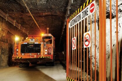 It is necessary to prevent casual access to automation zones with driverless equipment as the operators will probably not be aware of unplanned obstructions