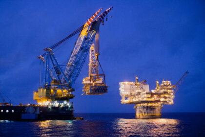 056_mad_dog_rig_repair_project_2012