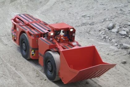 The narrow Sandvik LH203 LHD vehicle can still carry 3500 kg of rock