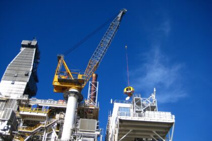 Transferring crews offshore by vessel and crane is more common – and safer – than often perceived.