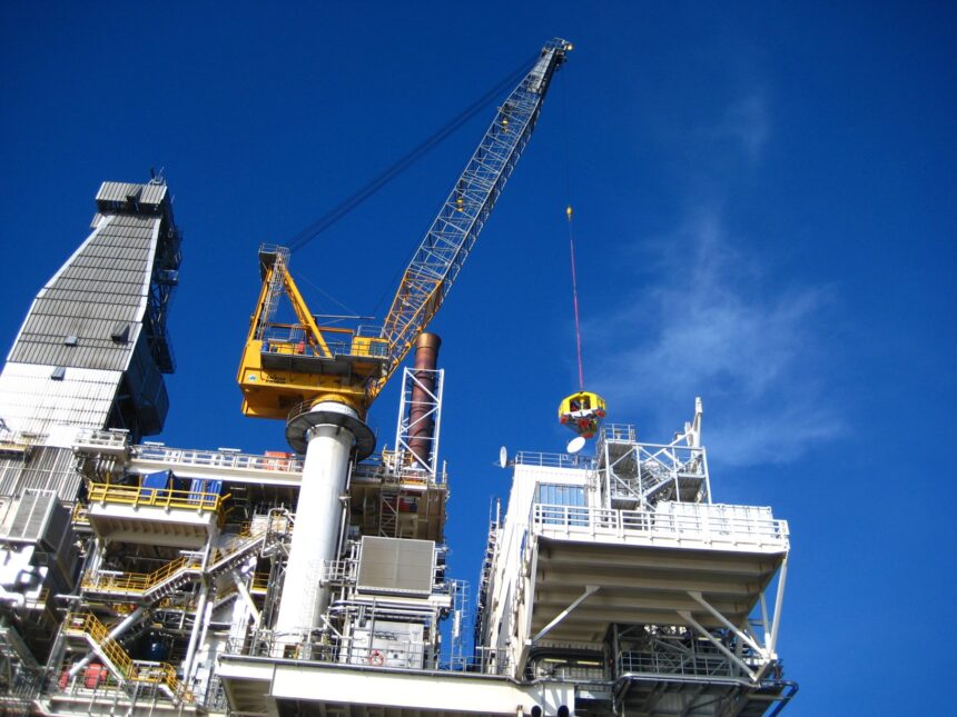 Transferring crews offshore by vessel and crane is more common – and safer – than often perceived.