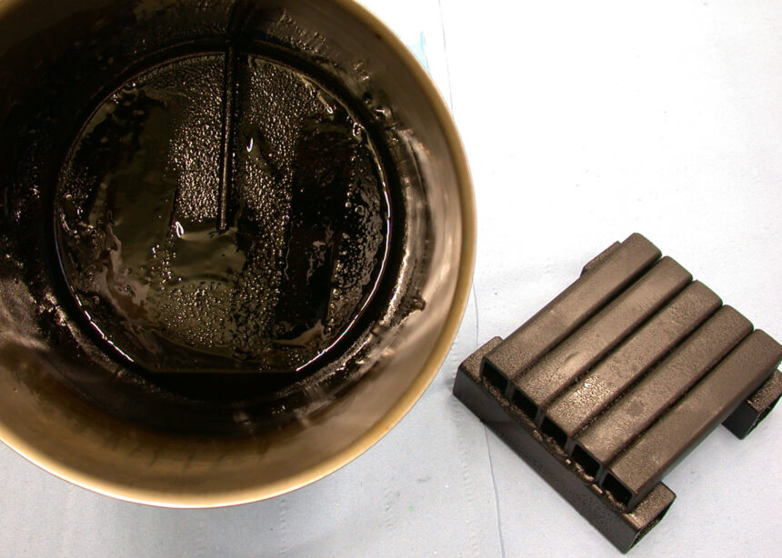 Competitor reference shows extreme signs of varnishing following laboratory test