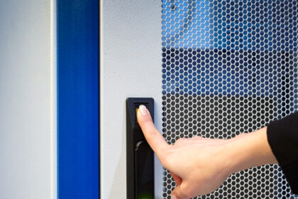 EMKA BioLock – biometric security for server cabinets