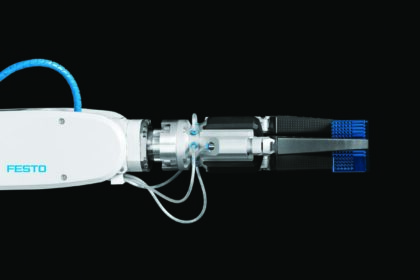 Festo’s MultiChoiceGripper uses the principle of the opposable thumb for a parallel grip