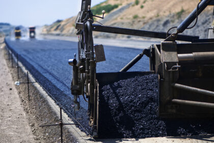 Resurfacing an asphalt road is one of those tasks that once started really shouldn’t be stopped part way through, especially not for a breakdown that may take several hours to repair. Resurfacing an asphalt road is one of those tasks that once started really shouldn’t be stopped part way through, especially not for a breakdown that may take several hours to repair