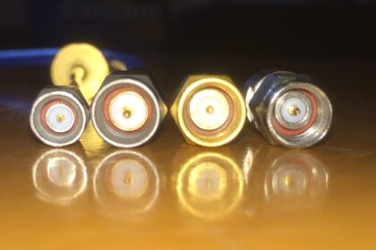 The new miniature RF connector manufactured by Intelliconnect