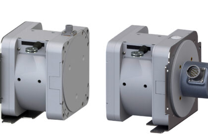 Celesco SK series showing potentiometric sensor (left) and 58 mm synchro-flange encoder options - and reversible mounting plate – available from Variohm EuroSensor