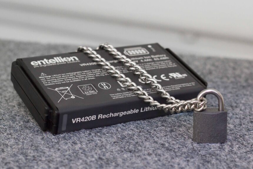 ACC215 - Secure batteries