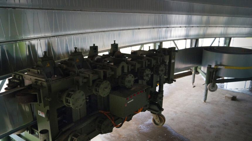 Lipp’s automated tank construction system