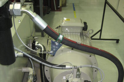 A hydraulic system can contain as much as 2,000l of oil, which can completely drain out of a damaged hose within 20 minutes