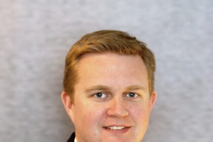 By streamlining the simulation process, CD-adapco is enabling O&G companies to use simulation to explore the design space to discover better designs, faster. In so doing, we’re helping customers reduce engineering costs and time, without compromising safety." - Alex Read, Director, Oil & Gas, at CD-adapco