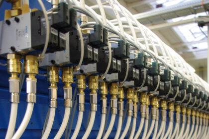 By specifying the best connectors for the task, cooling water applications can be designed to be more efficient and durable
