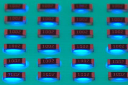 Glob top encapsulation of chips using Vitralit UD 8050 (1)