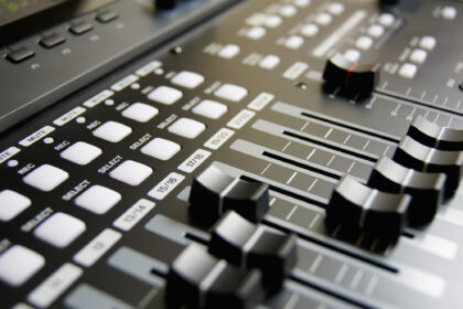 EMC032 - Image