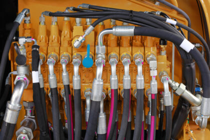 Visual checks work alongside usage calculations to keep hoses running safety for their whole lifecycle