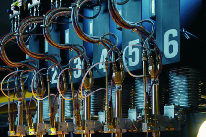 Extremely sturdy and flexible, Trix autogenous hoses keep automatic cutting machines or welders supplied with oxygen, fluxing agent or fuel gas