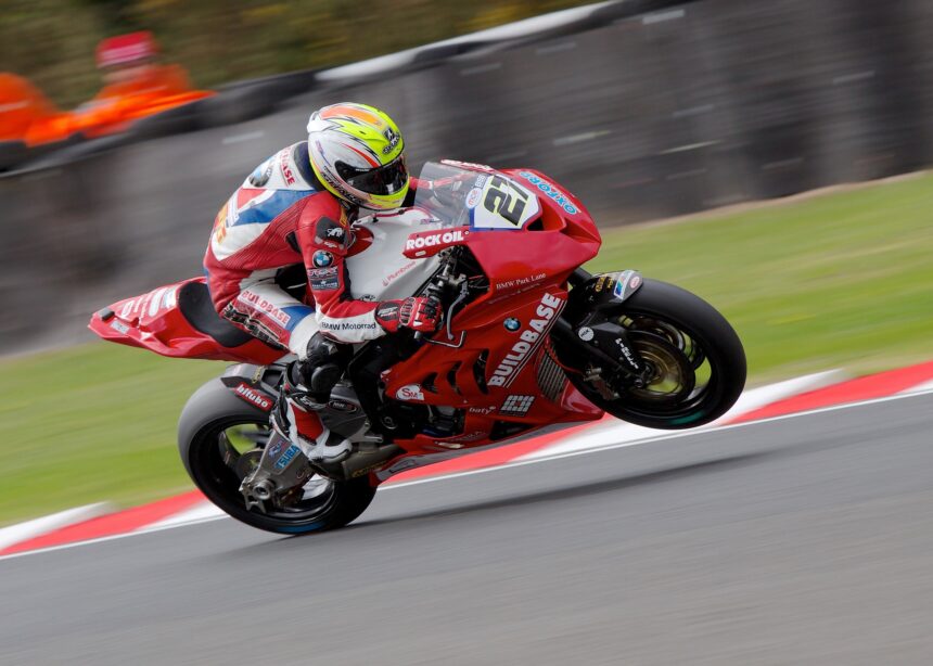 CEL012 Superbike