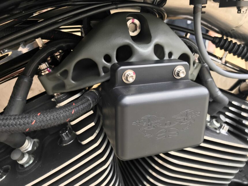REN424 - Image of the upper mounting bracket on the Nightstalker bike