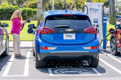 EVgo_DC_Fast_Charger_Chevy_Bolt_EV