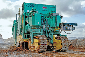 Wirtgen surface miners allow limestone to be mined in the Ube Isa quarry in an environmentally friendly way that doesn't affect the surrounding area