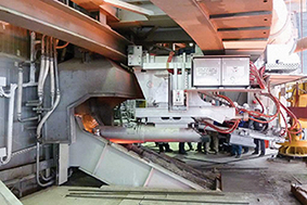 Furnace: closing of taphole with THC