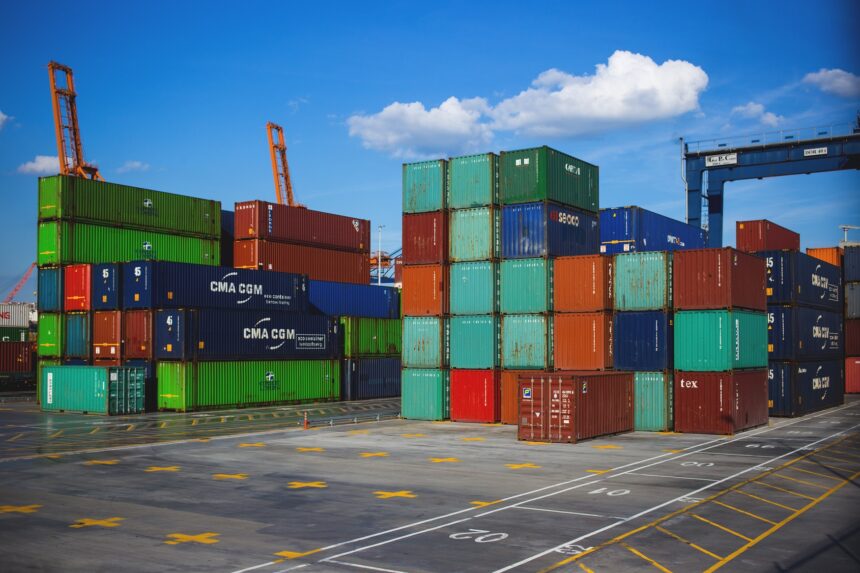 Sea freight emissions account for 0.0403kg of carbon dioxide per ton-mile