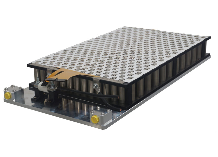 Mersen-Levis-busbar-Infini-Cell.jpg: Mersen contributes experience from development of the Infini-Cell busbar to the LEVIS project