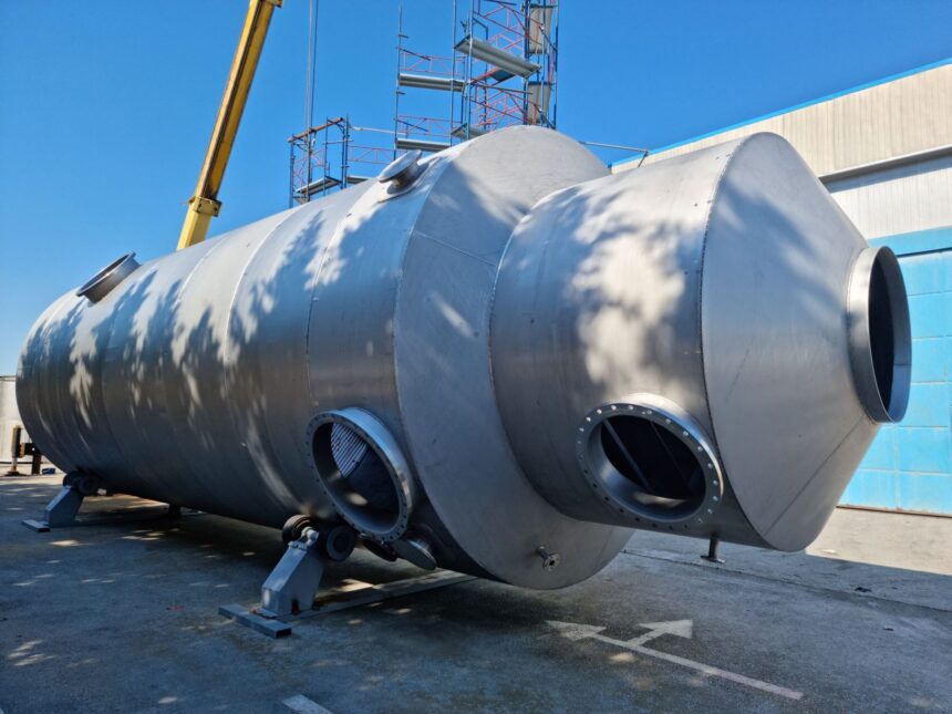 Acid dryer tank in Sandvik SX