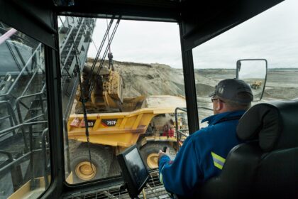 The Integrated Technology Package fully integrates Cat Electronics into the machine’s design