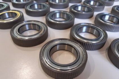 Applicable on the inner and outer ring, the patented insulation layer thickness ranges from 0.7 to 1.2mm. Image via NSK.