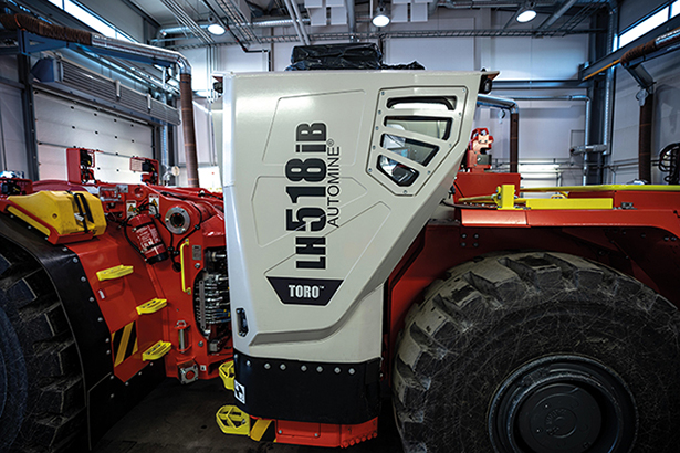 The Toro LH518iB loader with an integrated AutoMine system