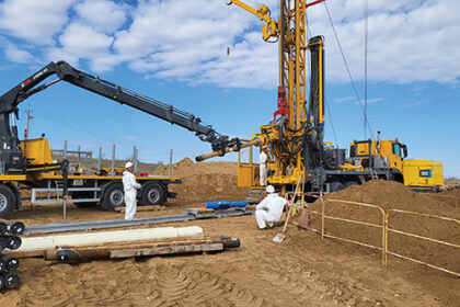 RB 65 with pipe handling system in the desert of Kazakhstan