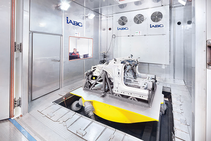 The LiMAS multi-axis vibration test bench