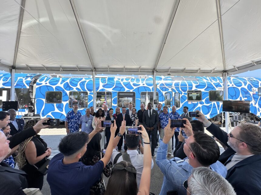 A photo of the announcement of the new hydrogen train