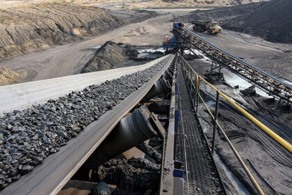 Conveyor belts are prone to physical damage from mineral particles