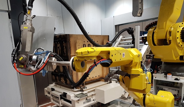 Fanuc's ARC Mate 120iC, image via Fanuc