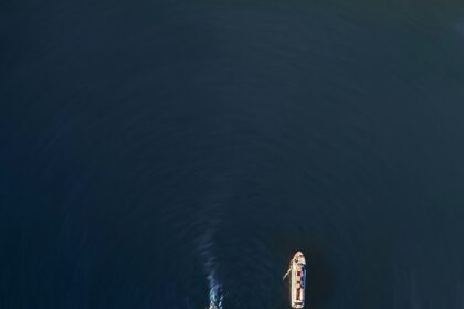 Image via Martin Błaszkiewicz on Unsplash