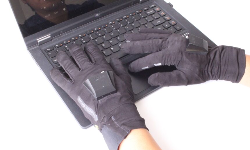 Tactile glove typing on PC